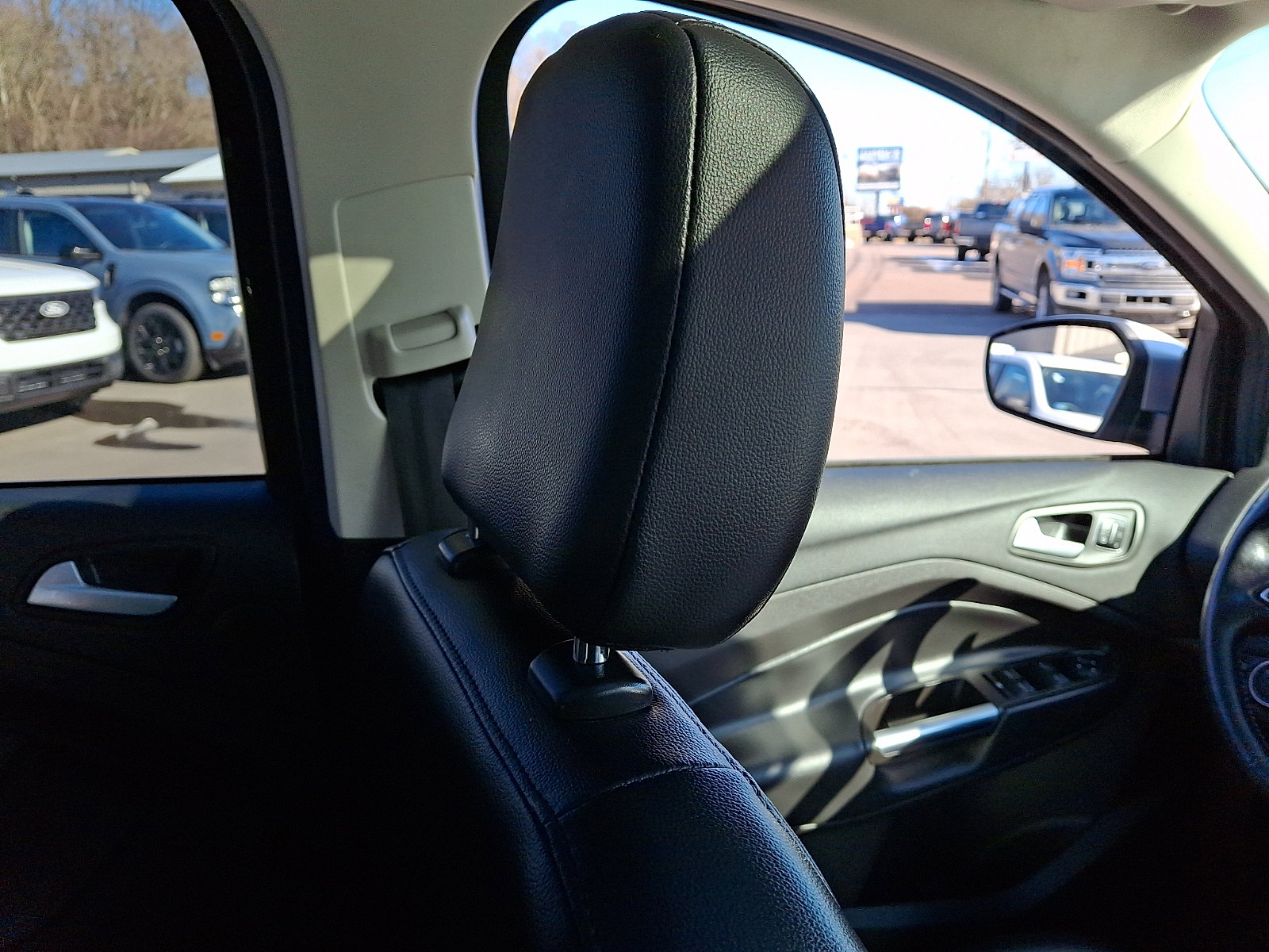 Certified 2019 Ford Escape Titanium image 13