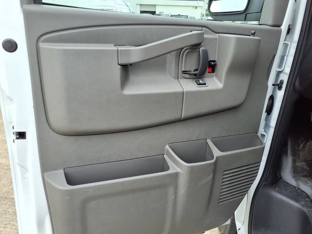 New 2026 Chevrolet Express 2500 Extended w/ Driver Convenience Package RWD image 21