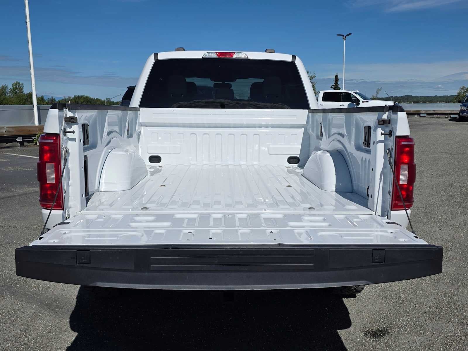 Used 2022 Ford F150 XLT w/ Equipment Group 301A Mid AWD/4WD image 13