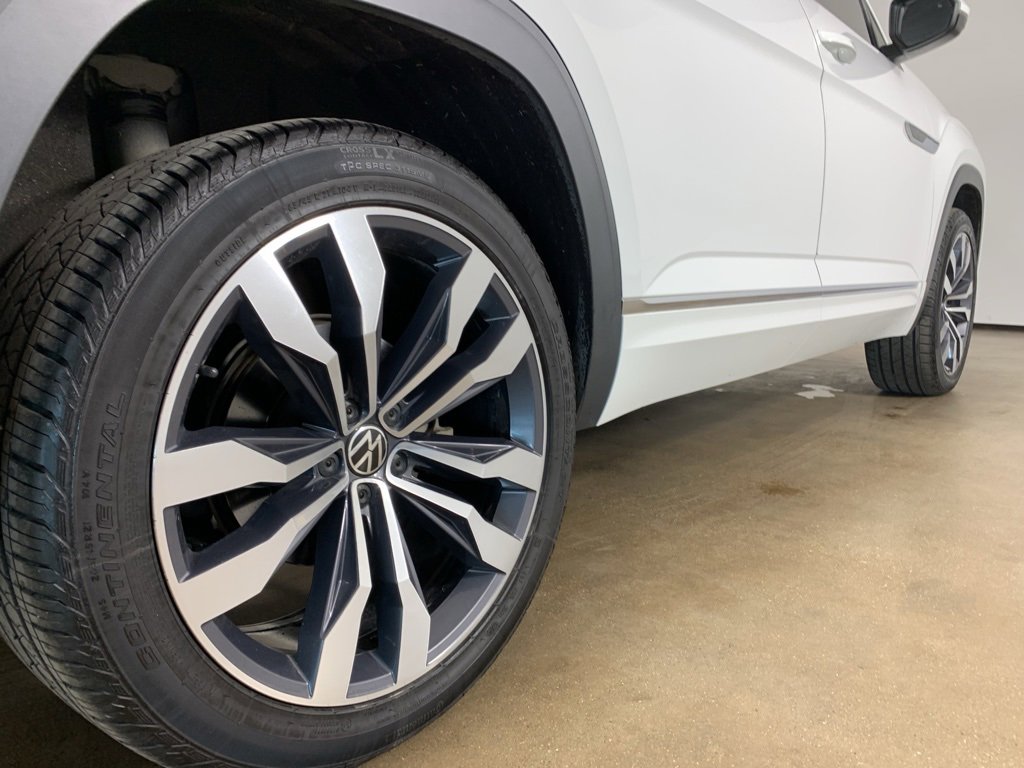 Used 2021 Volkswagen Atlas SEL R-Line image 9