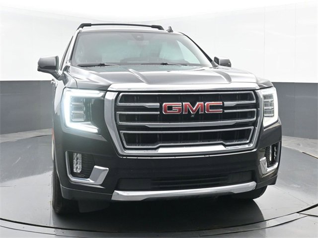 Used 2021 GMC Yukon XL SLT w/ SLT Luxury Plus Package image 3