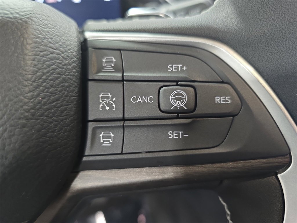 New 2026 Jeep Grand Cherokee Laredo image 19