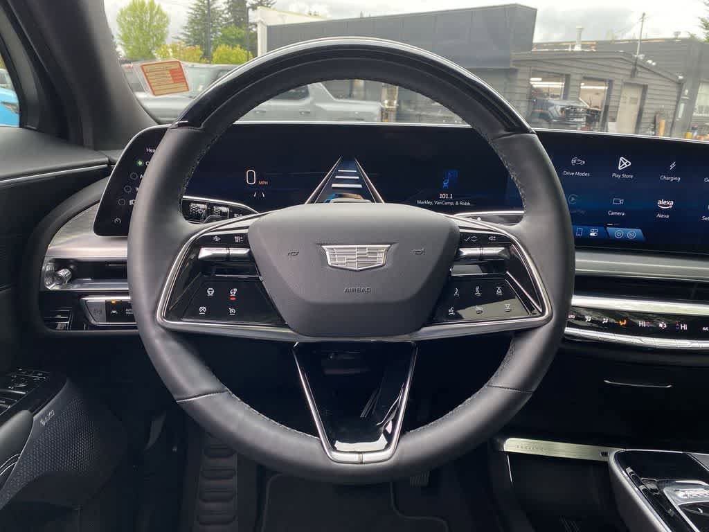 Certified 2025 Cadillac Lyriq Luxury AWD/4WD image 20