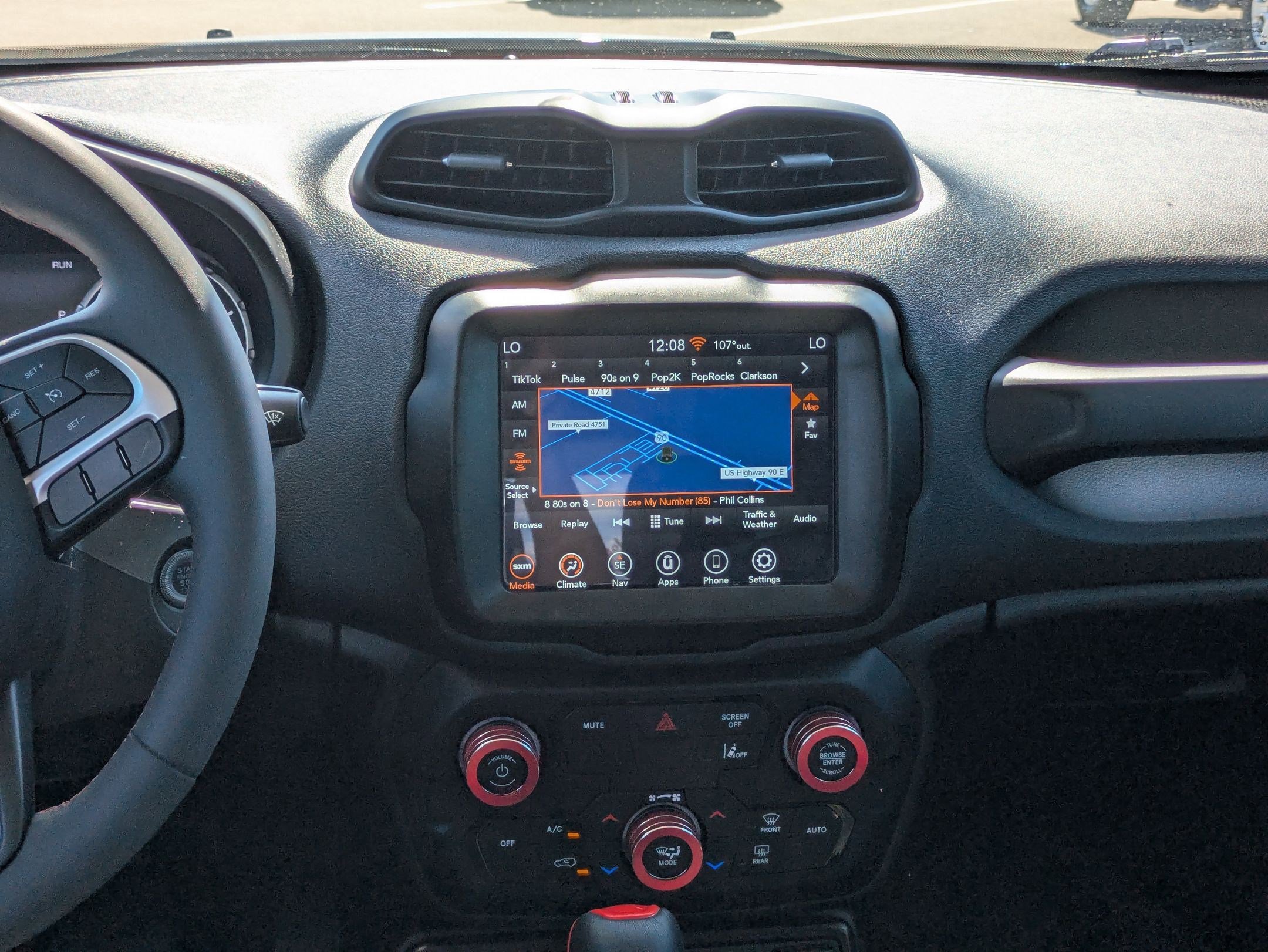 Used 2023 Jeep Renegade Trailhawk image 16