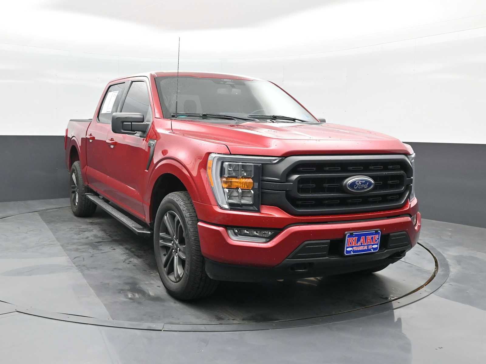 Used 2022 Ford F150 XLT w/ Equipment Group 302A High AWD/4WD image 2