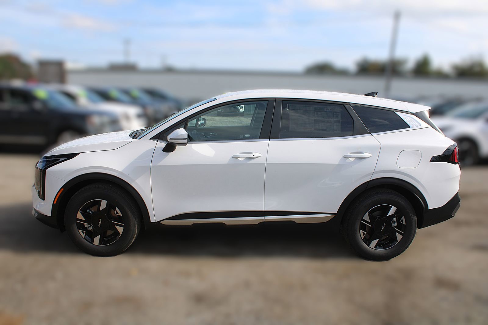 New 2026 Kia Sportage LX FWD image 13