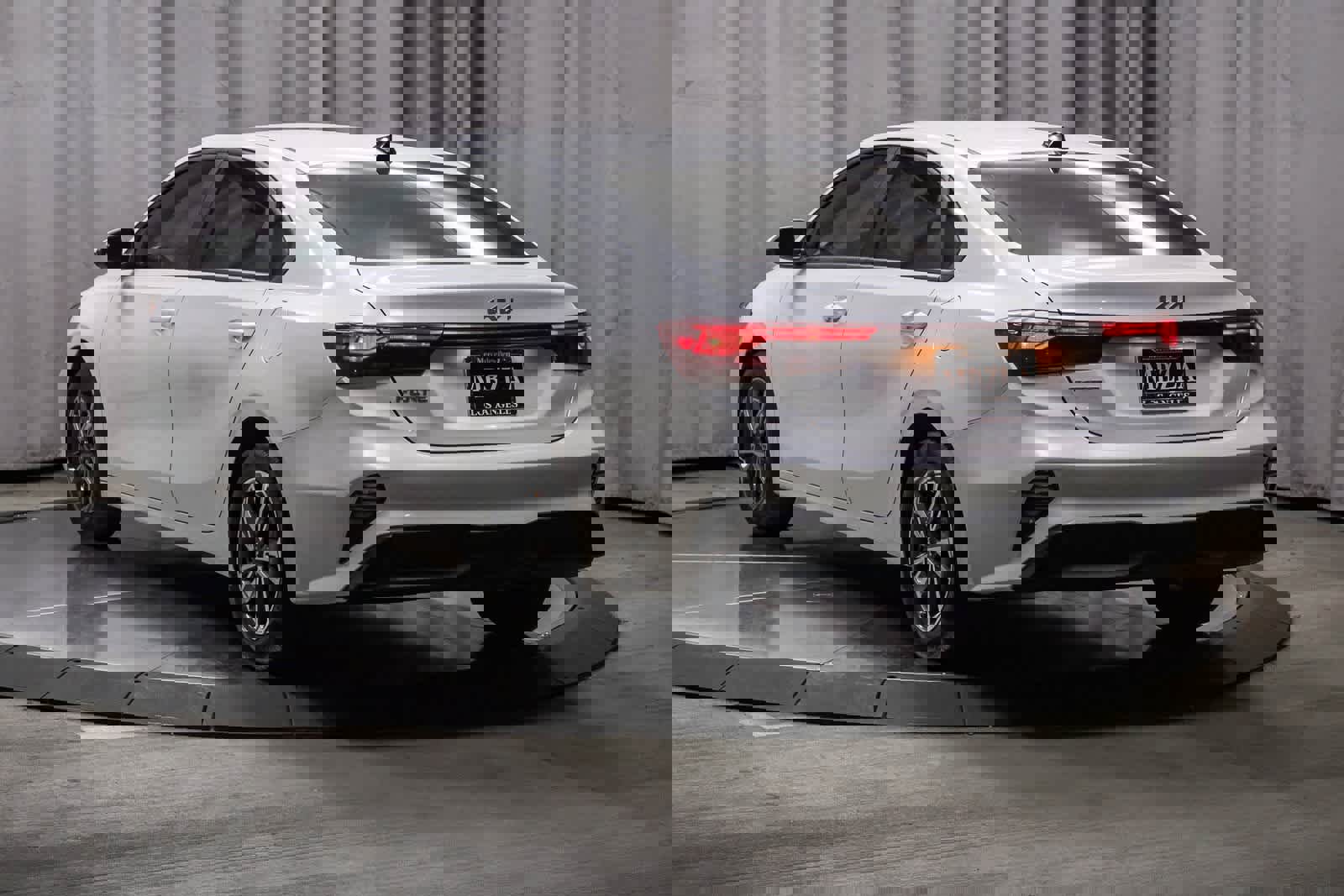 Used 2023 Kia Forte LXS w/ LXS Technology Package image 2