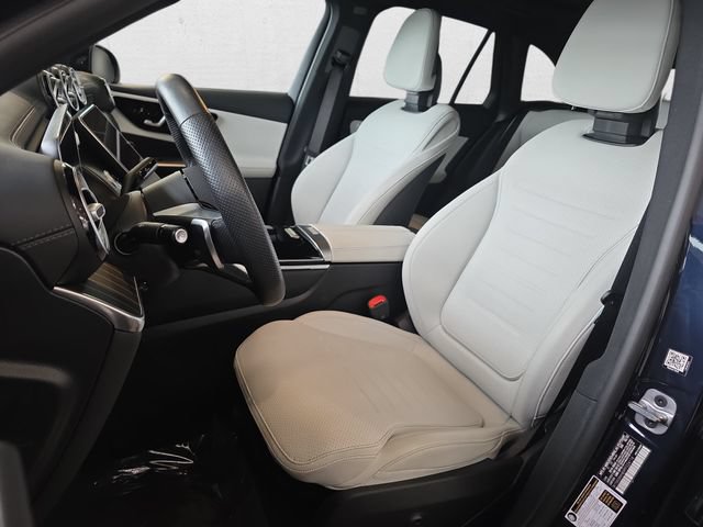 Used 2023 Mercedes-Benz GLC 300 4MATIC image 15
