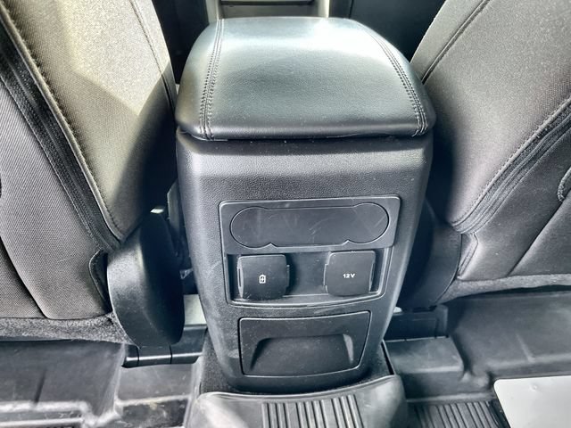 Used 2023 Ford Explorer XLT w/ Class IV Trailer Tow Package AWD/4WD image 22