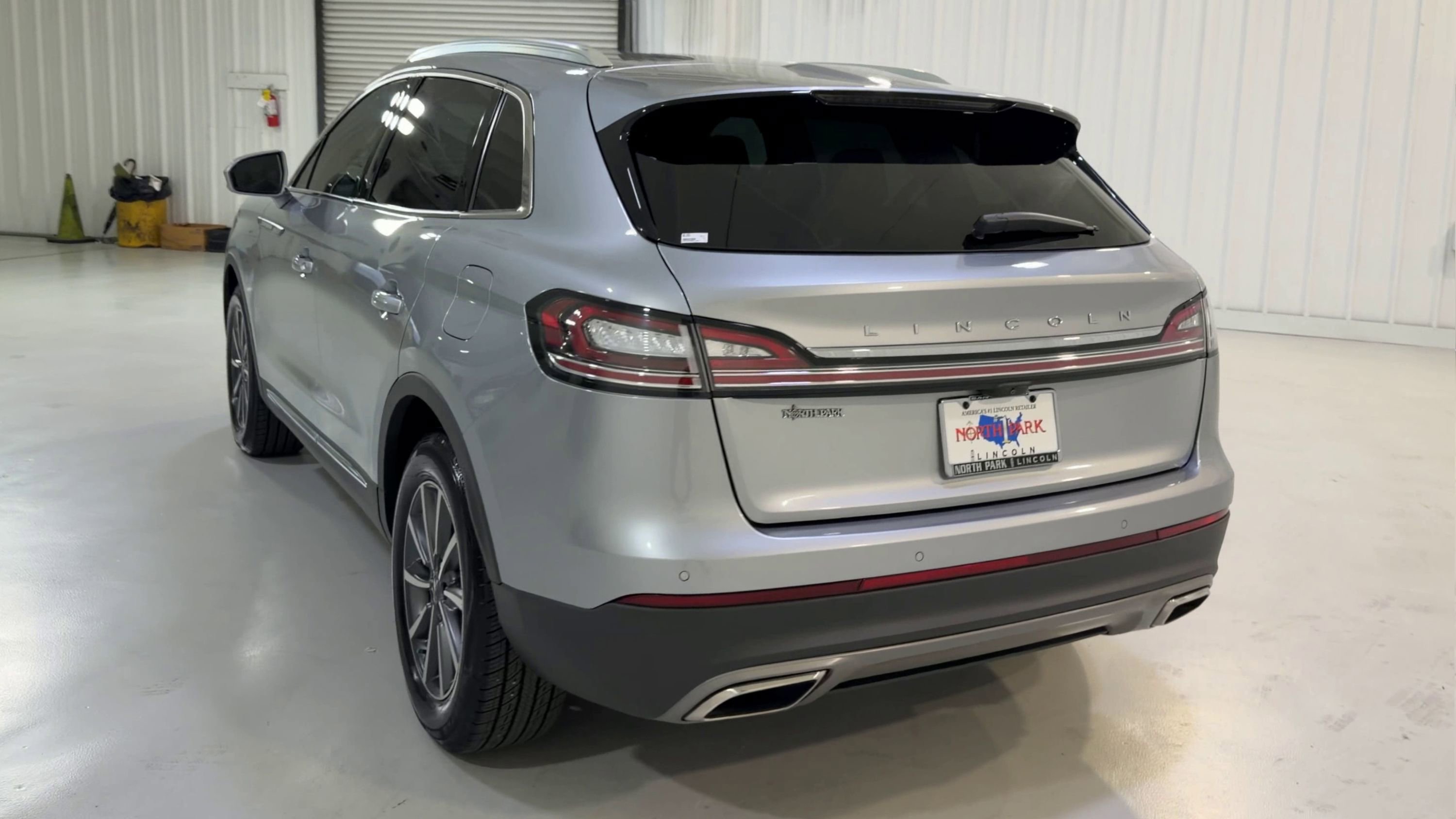 Used 2021 Lincoln Nautilus FWD image 8