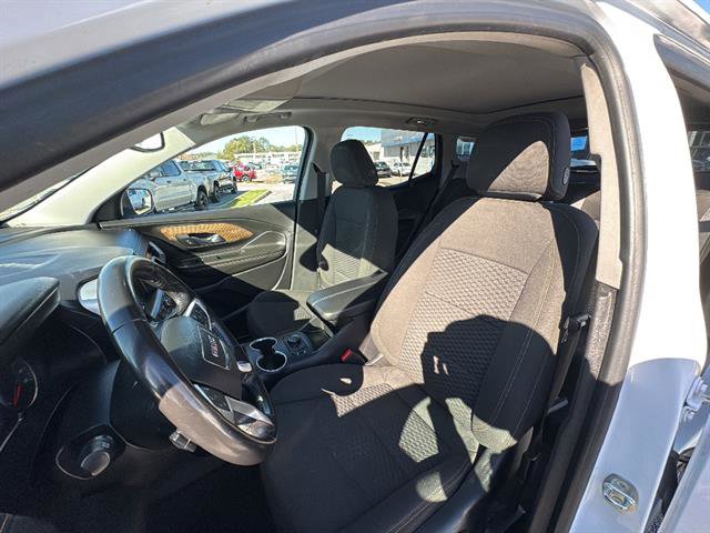 Used 2021 GMC Terrain SLE w/ Driver Convenience Package FWD image 12