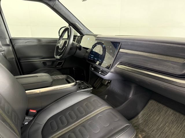 Used 2023 Rivian R1S Adventure AWD/4WD image 33