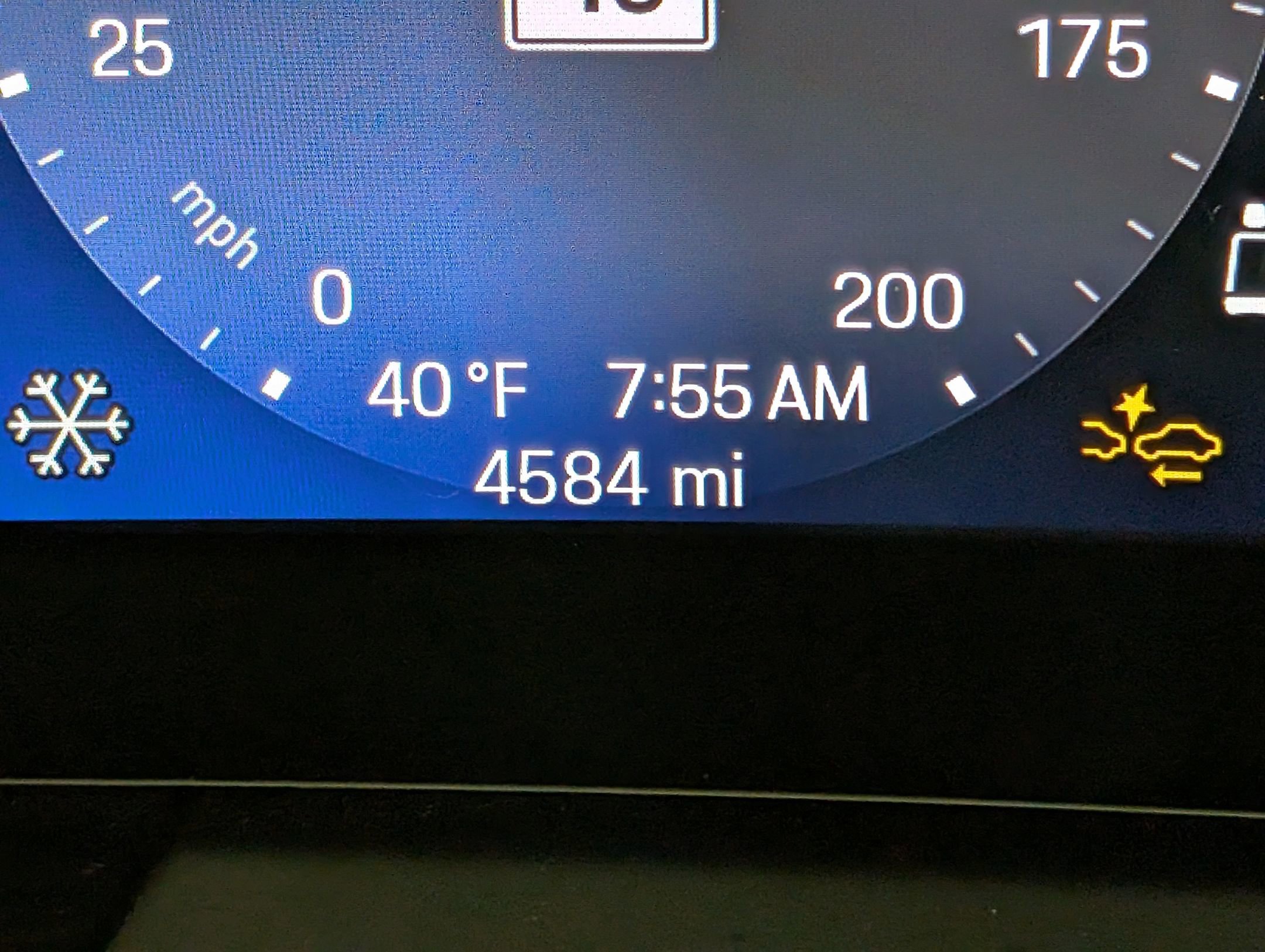 Used 2025 Porsche Macan 4 Electric image 27