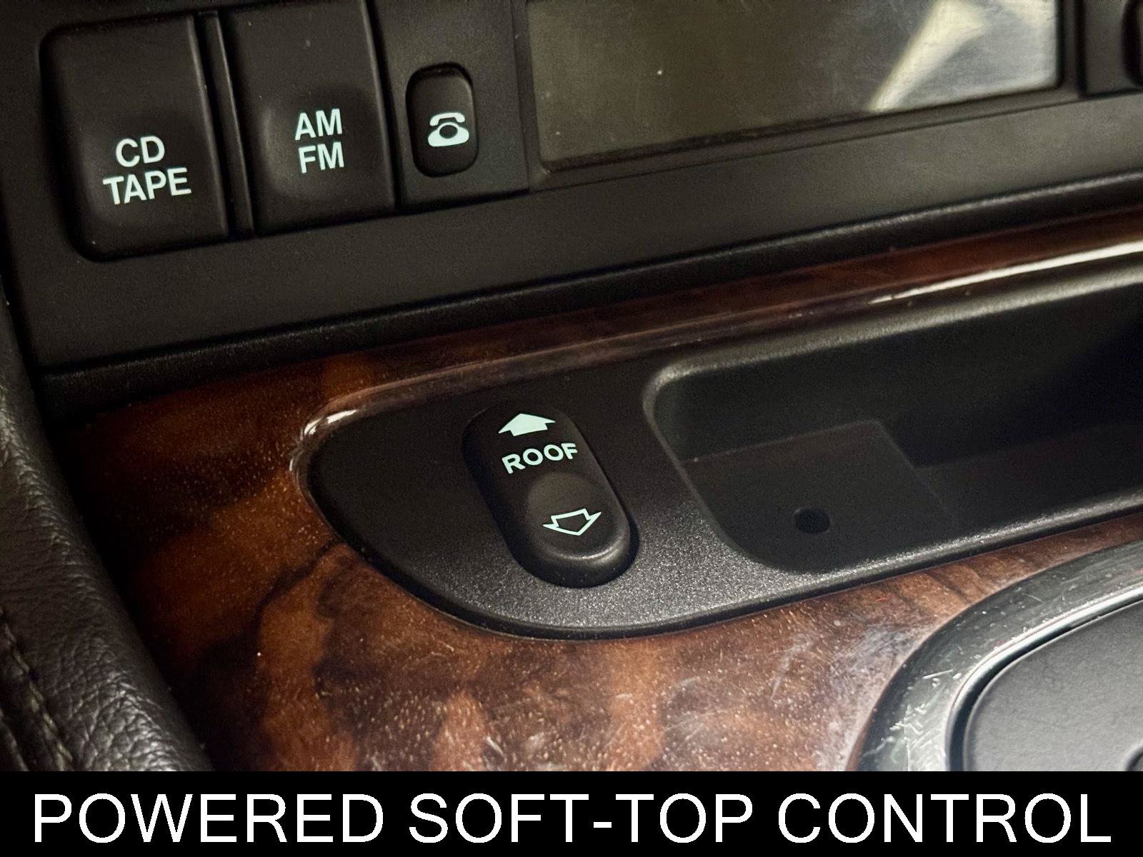 Used 2005 Jaguar XK8 Convertible RWD image 30