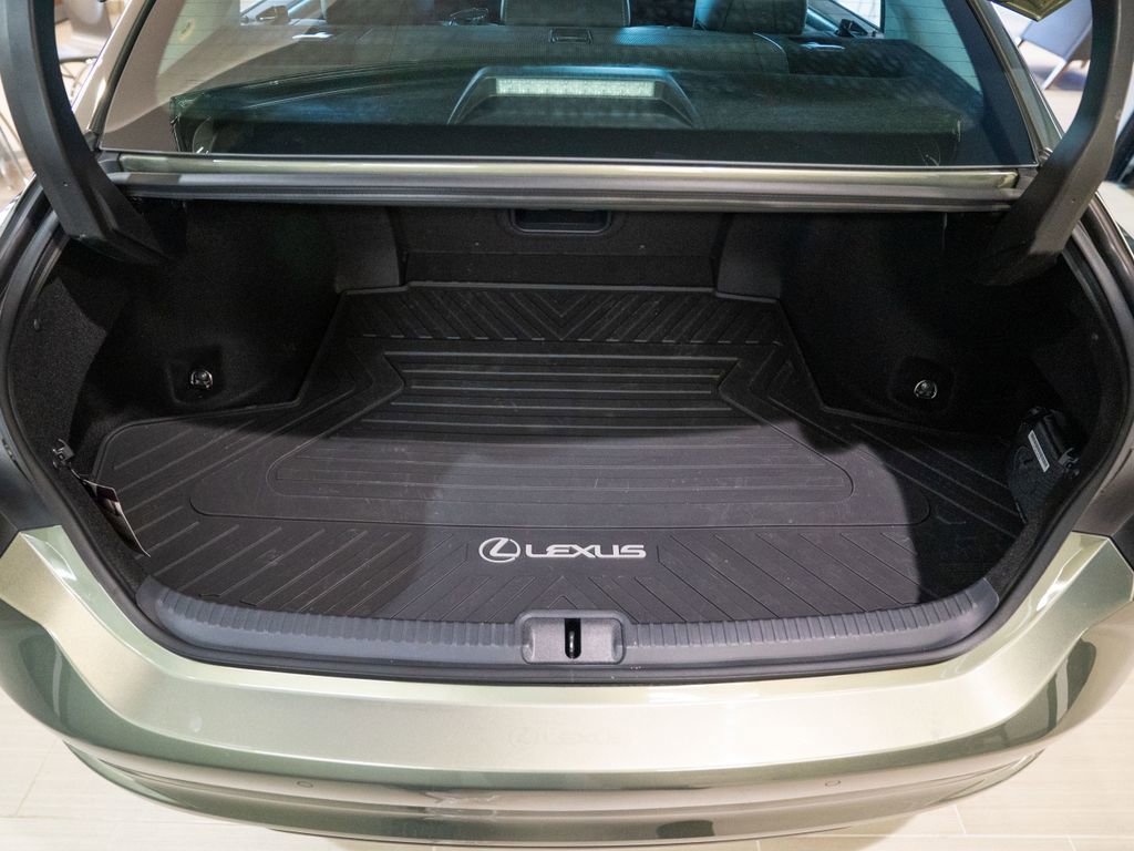 Used 2024 Lexus ES 350 w/ Premium Package image 32