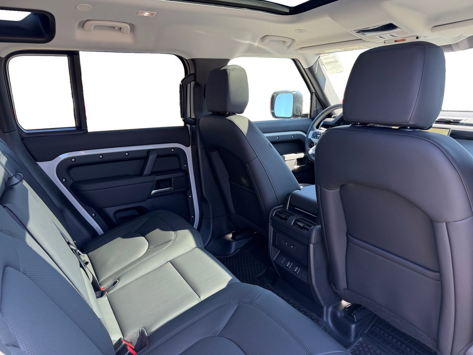 New 2026 Land Rover Defender 110 S AWD/4WD image 20