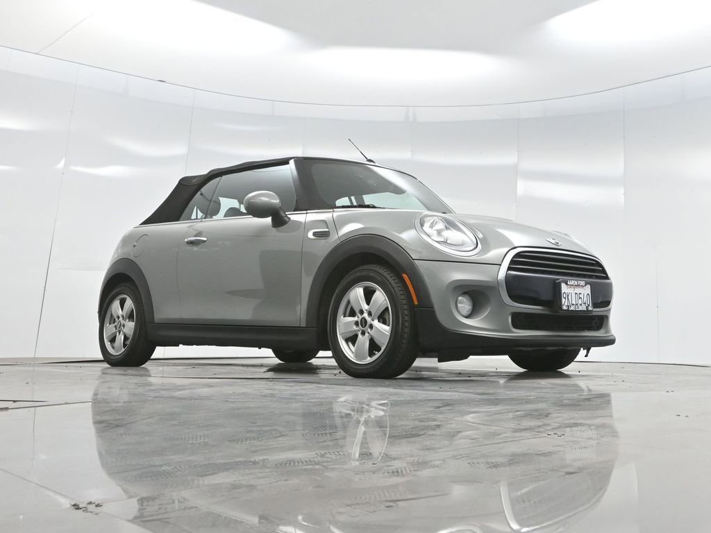 Used 2017 MINI Cooper Convertible image 55