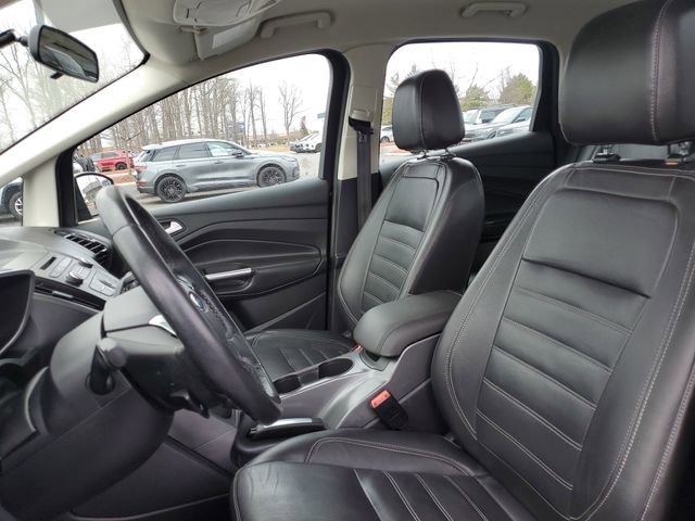 Used 2017 Ford C-MAX Energi SE w/ Equipment Group 402A image 9