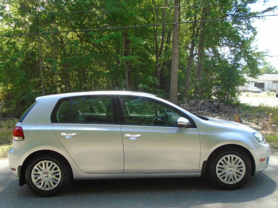 Used 2014 Volkswagen Golf 4-Door FWD image 4
