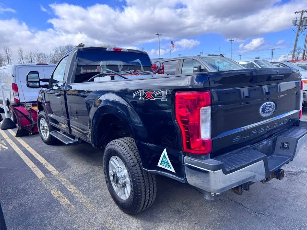 Used 2019 Ford F350 XLT w/ Snow Plow Prep Package AWD/4WD image 6