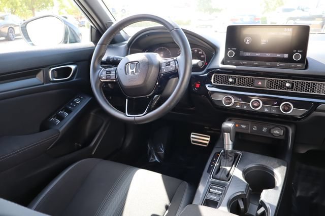 Used 2025 Honda Civic Sport image 9