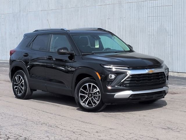 Used 2024 Chevrolet TrailBlazer LT w/ LT Cold Weather Package image 11