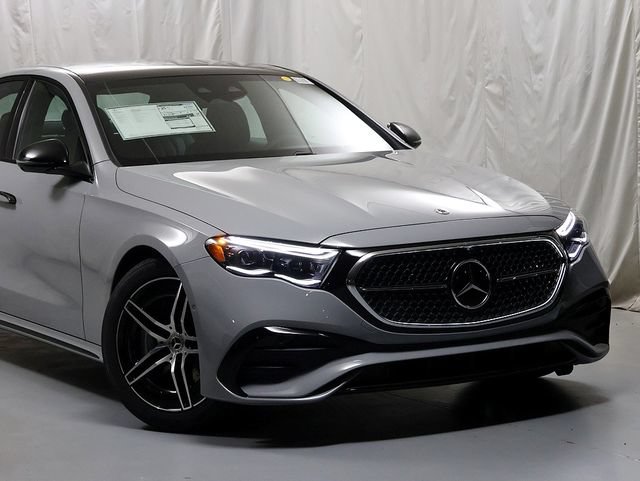 New 2027 Mercedes-Benz E 450 4MATIC Sedan image 2