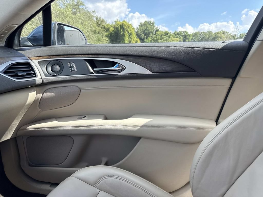 Certified 2019 Lincoln MKZ Reserve w/ Reserve Plus Package AWD/4WD image 22