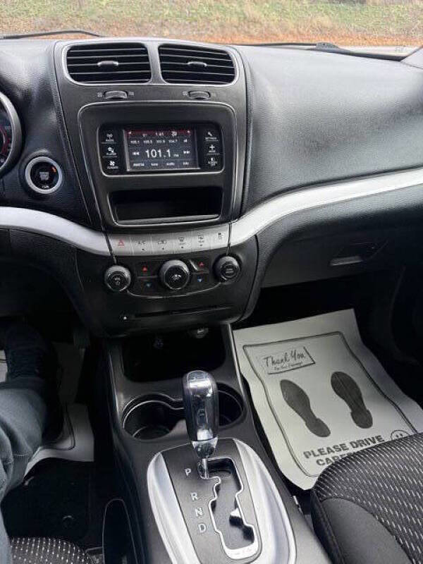 Used 2017 Dodge Journey SE AWD/4WD image 11