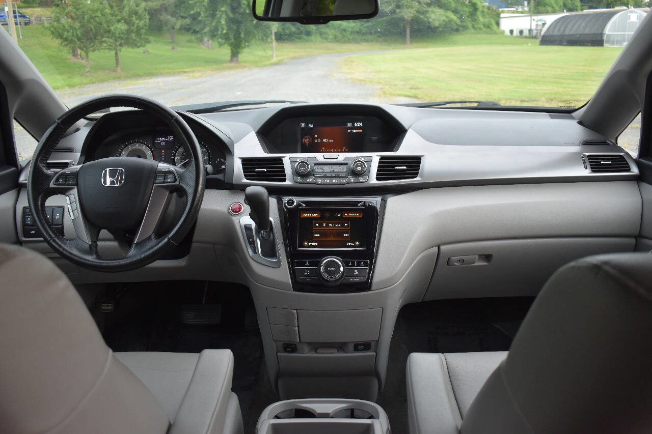 Used 2016 Honda Odyssey EX-L image 16