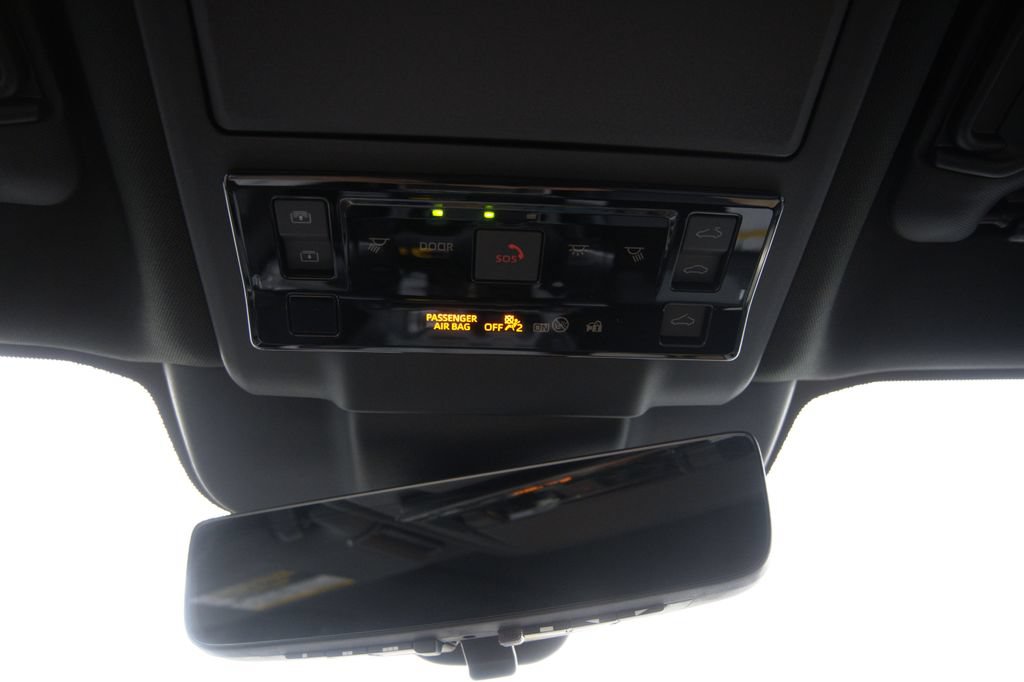 New 2026 Toyota RAV4 XSE AWD/4WD image 33