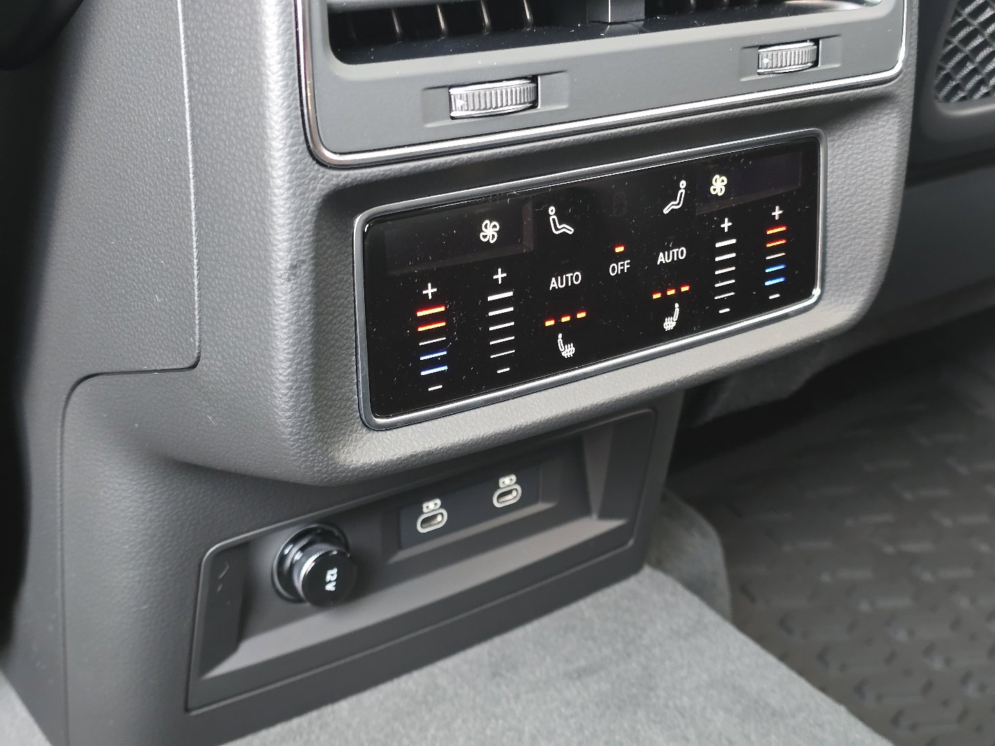 New 2026 Audi Q7 3.0T Prestige image 38