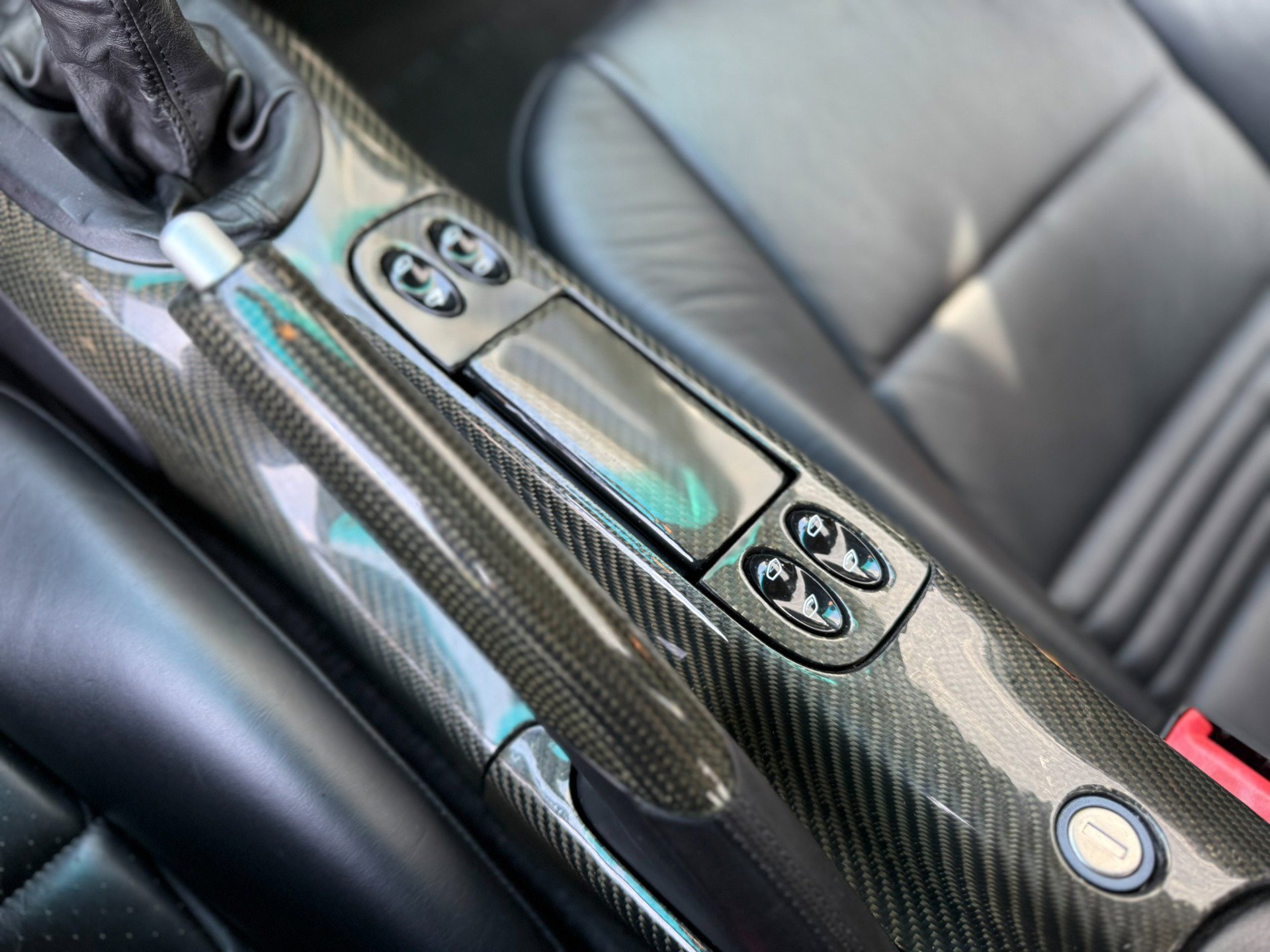 Used 2001 Porsche 911 Turbo image 17