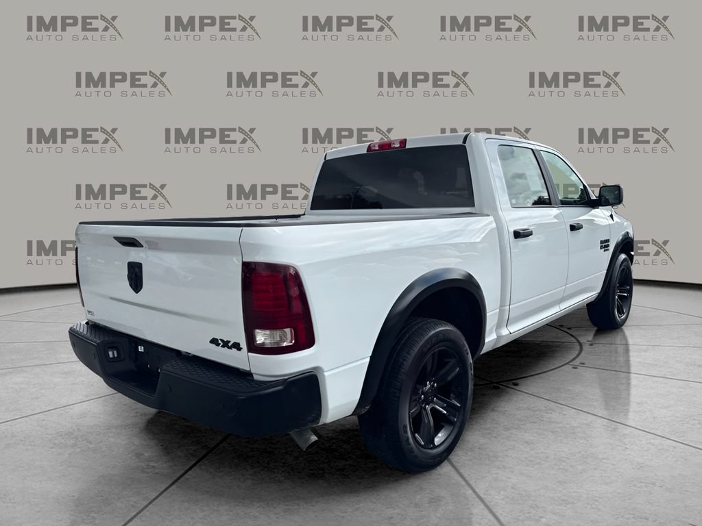 Used 2024 RAM 1500 Warlock AWD/4WD image 4