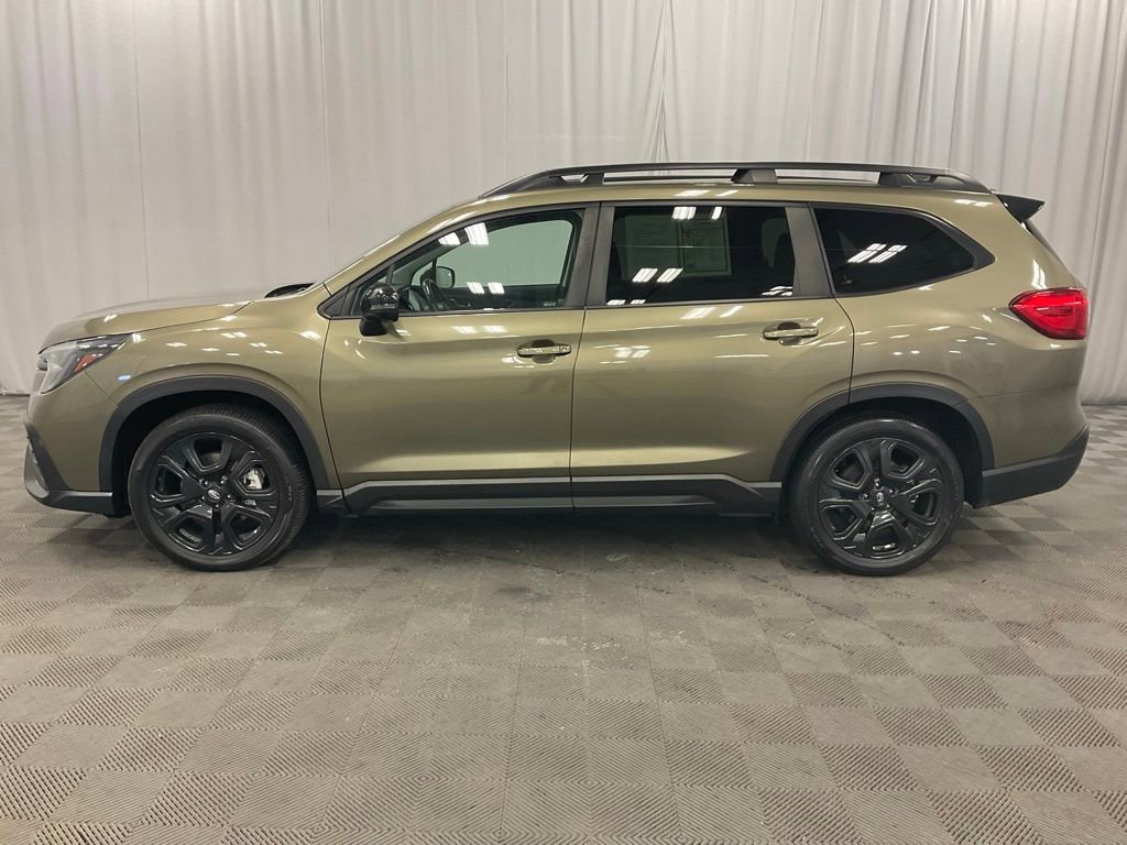 Used 2023 Subaru Ascent Onyx Edition image 13