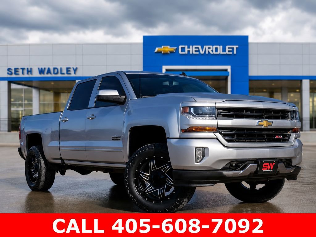 Used 2018 Chevrolet Silverado 1500 LT w/ Texas Edition AWD/4WD image 1