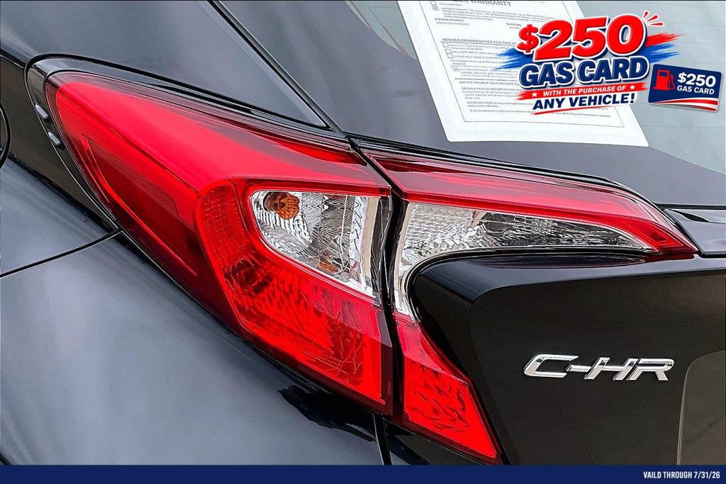 Used 2021 Toyota C-HR LE FWD image 28