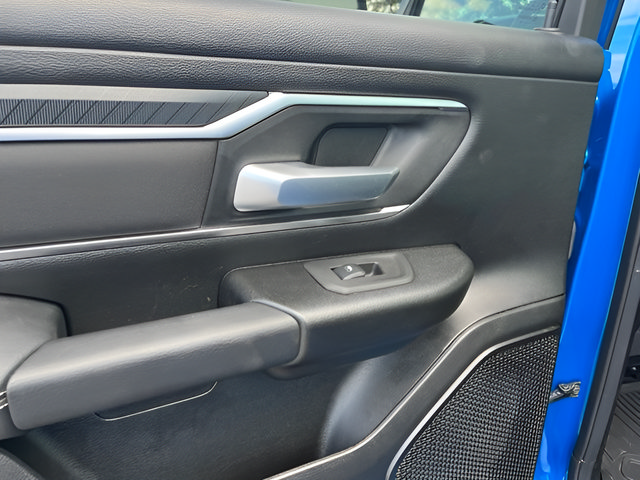 Used 2025 RAM 1500 Big Horn AWD/4WD image 26