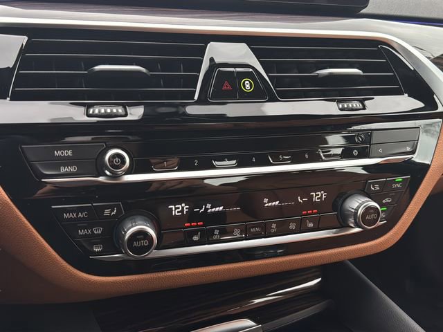 Used 2023 BMW 530i xDrive AWD/4WD image 29