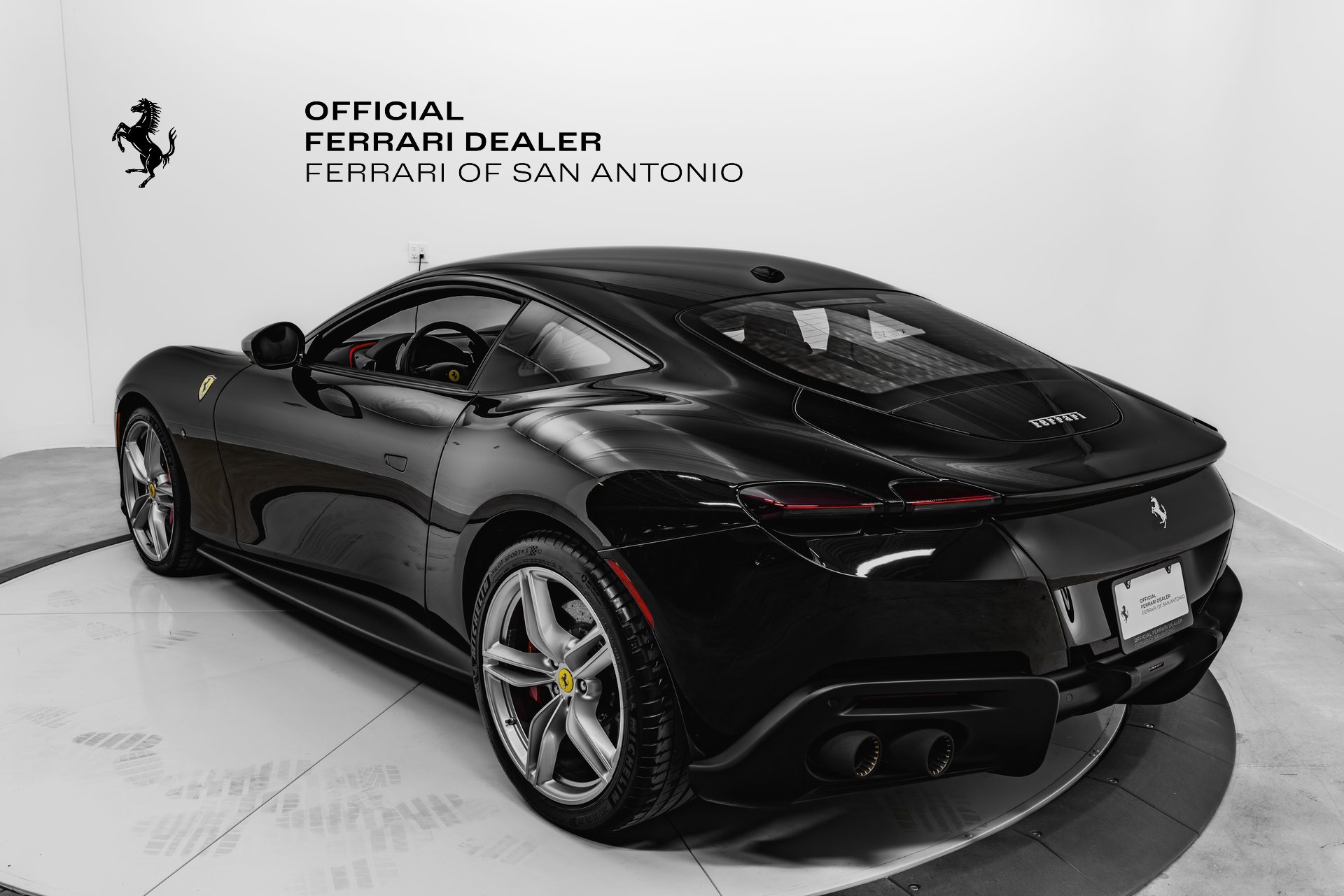 Certified 2024 Ferrari Roma Base image 2