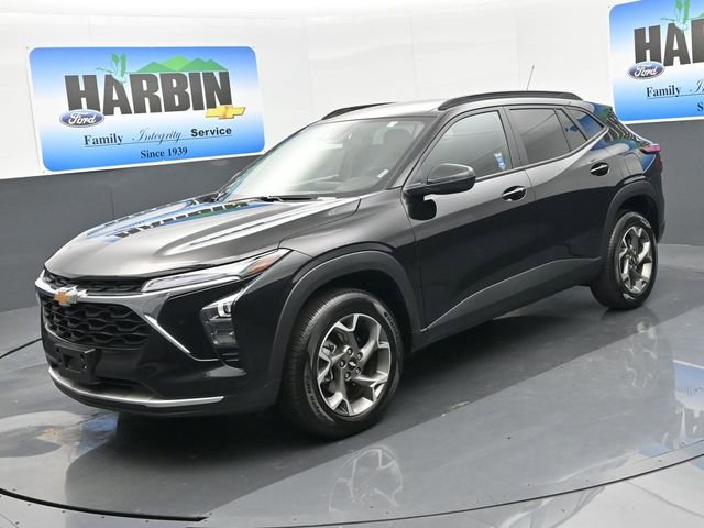 Used 2025 Chevrolet Trax LT w/ LT Convenience Package