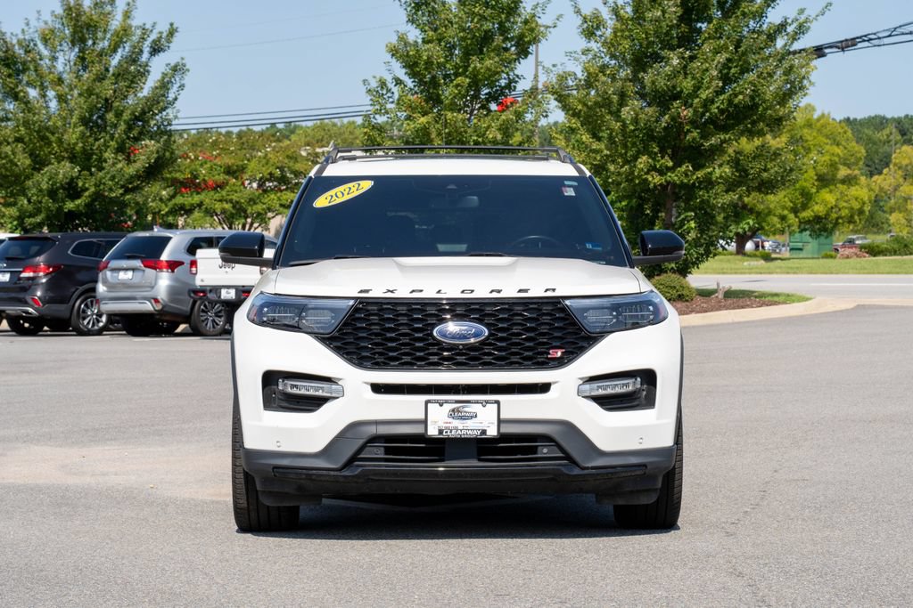 Used 2022 Ford Explorer ST w/ Equipment Group 401A AWD/4WD image 2