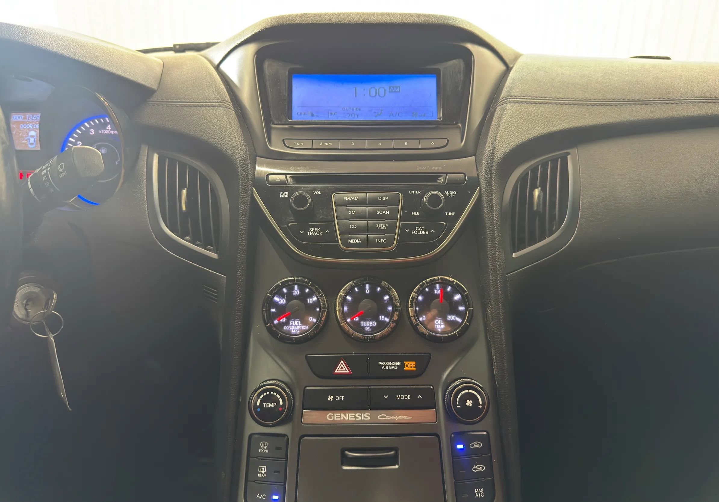 Used 2013 Hyundai Genesis 2.0T image 17