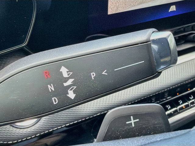 Used 2026 Chevrolet Equinox LT FWD image 27