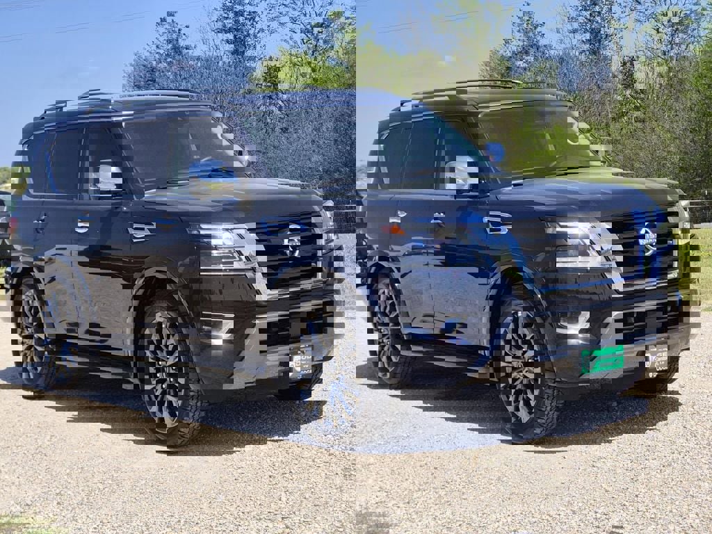 Used 2023 Nissan Armada Platinum w/ Captain's Chairs Package image 1