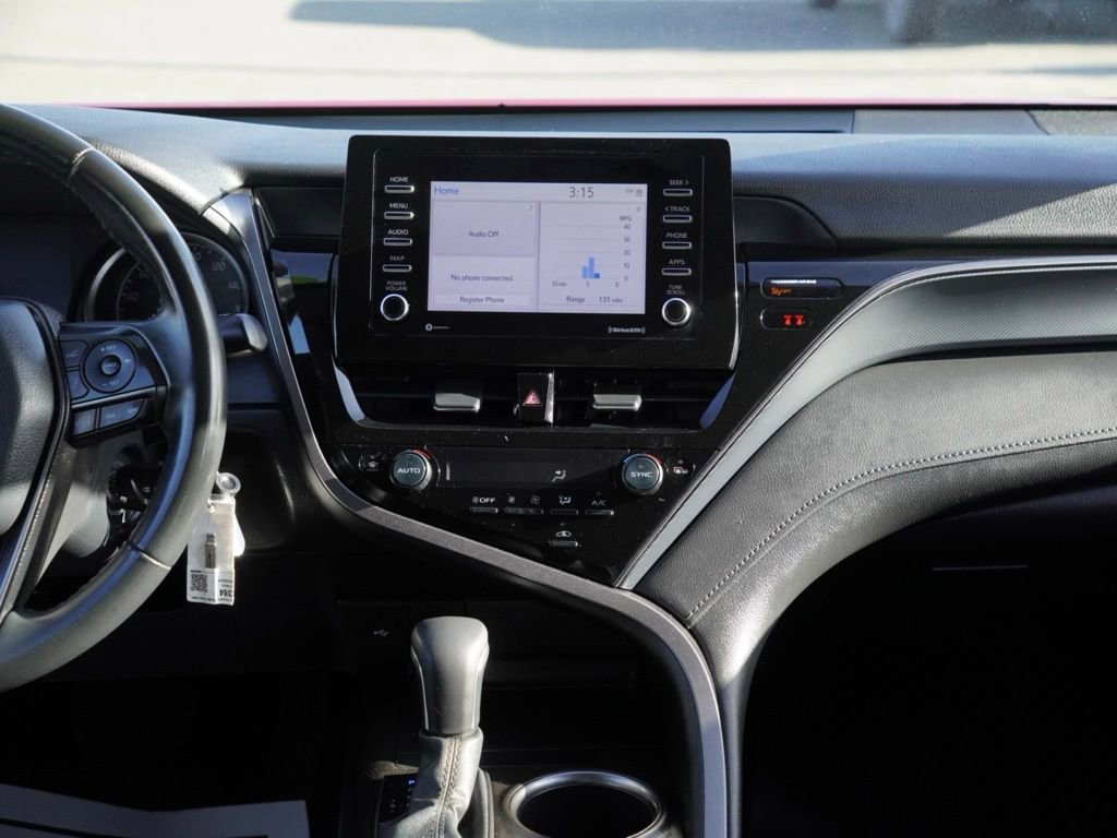 Used 2024 Toyota Camry SE image 23
