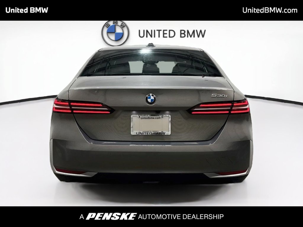 Certified 2026 BMW 530i RWD image 6