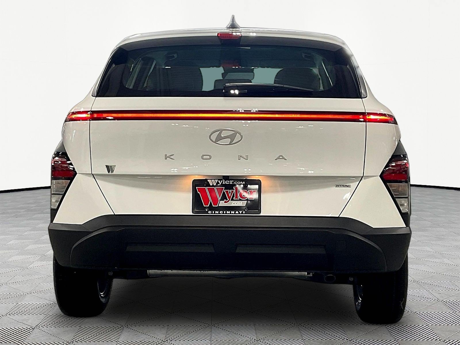 New 2027 Hyundai Kona SE AWD/4WD image 5