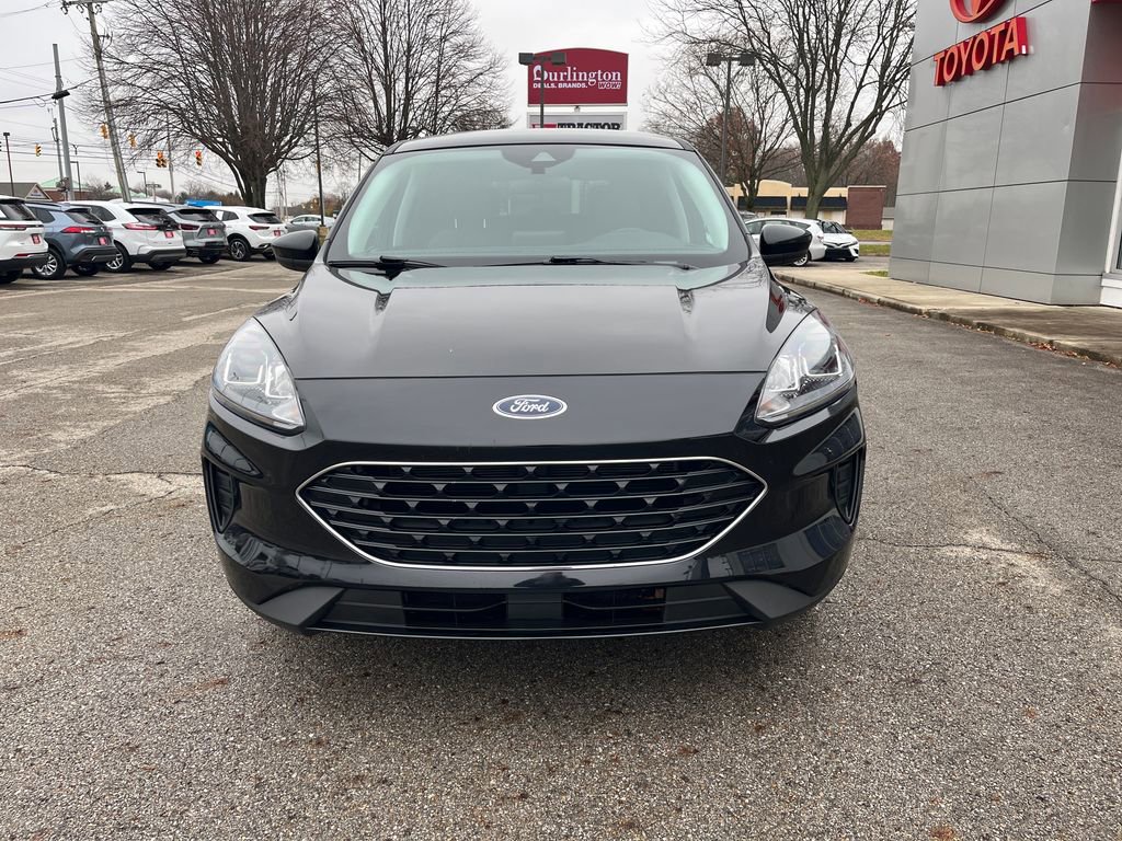 Used 2021 Ford Escape SE w/ SE Sport Appearance Package image 9