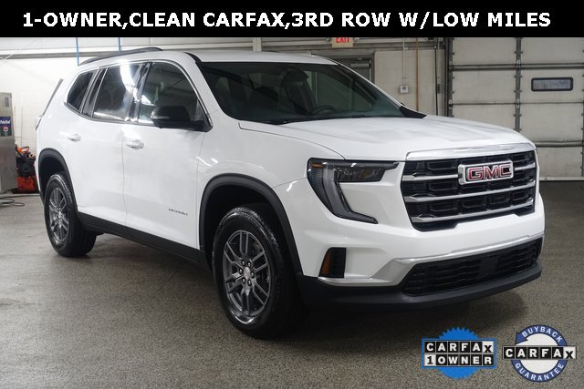 Used 2025 GMC Acadia Elevation image 1